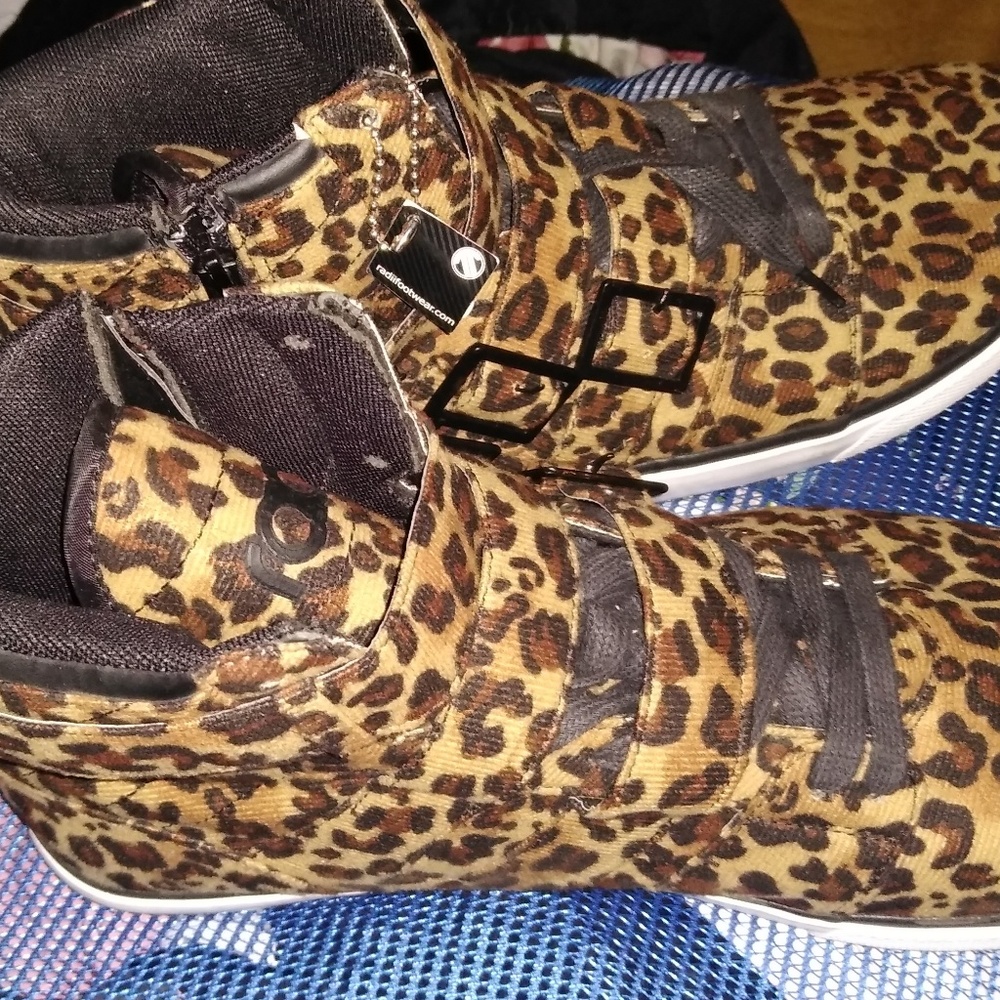 Radii shoes never worn